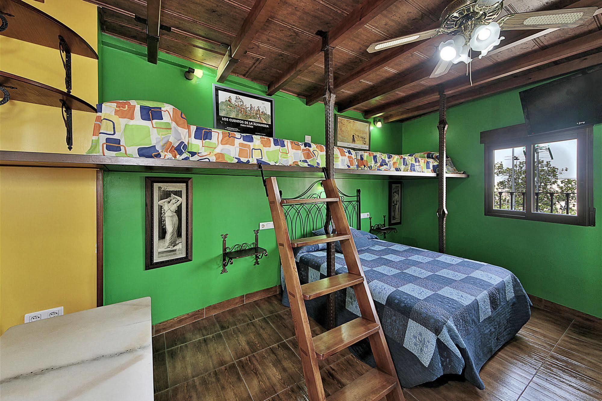 Apartamentos La Miga 그라나다 외부 사진